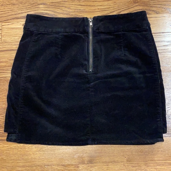 Black Suede Skirt - Picture 2 of 2